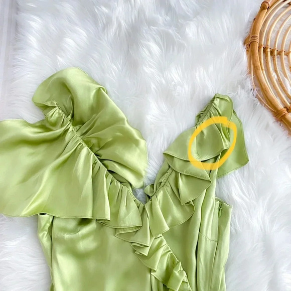 NWOT Cinq a Sept Petunya Ruffle Silk Midi Dress Prickly Pear Green V-neck Satin - Picture 8 of 14